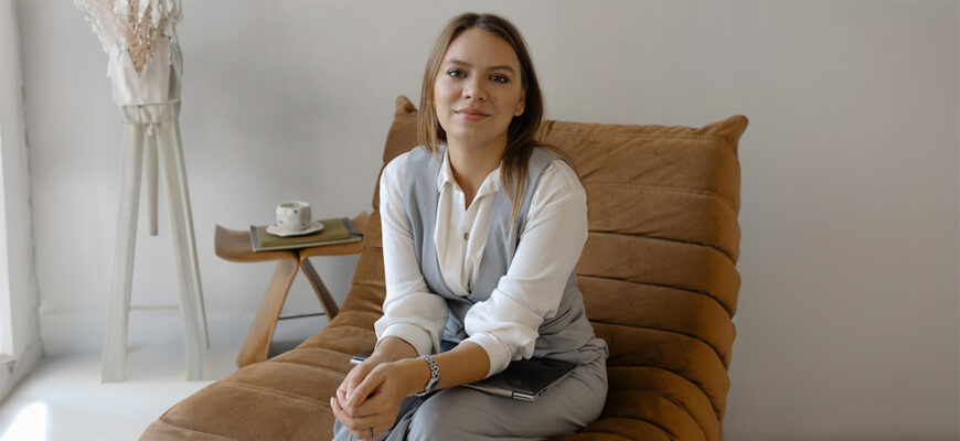 Дарья Толмачёва — гештальт-психолог, консультирует на приёме